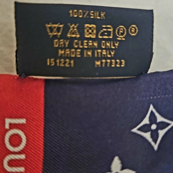 Louis Vuitton All The Straps 2021 Bandeau Silk Scarf - Picture 6 of 9